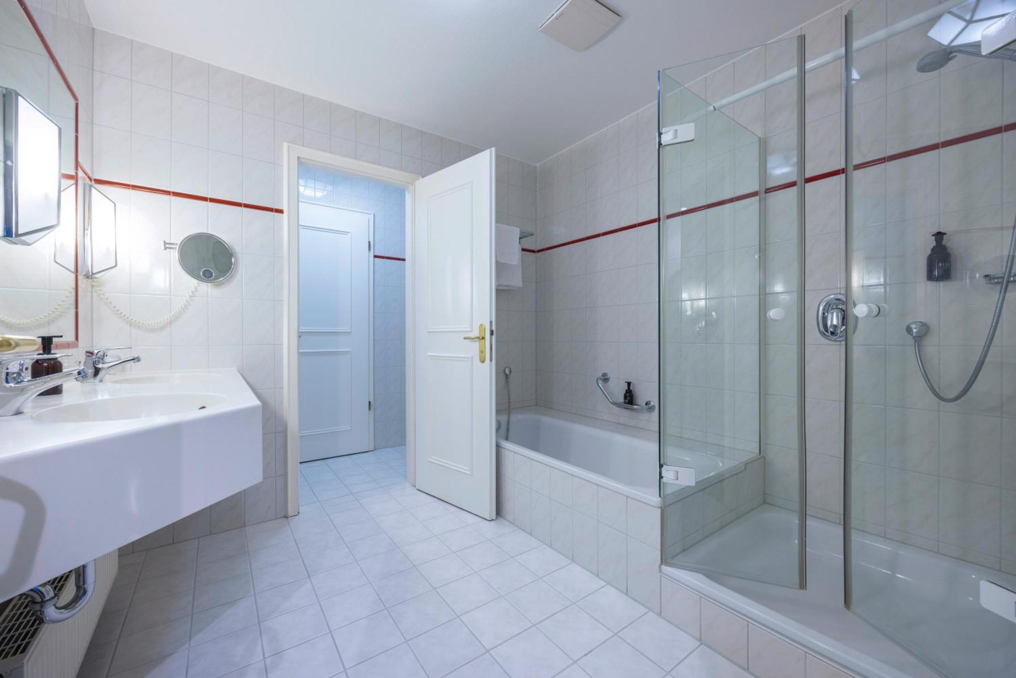 Fletcher Waldhotel Nordrhein-Westfalen Heiligenhaus Esterno foto